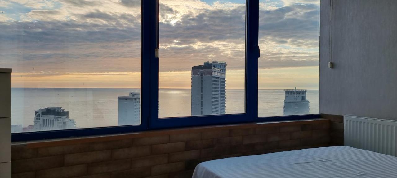 Breeze Batumi Apartment Exterior photo