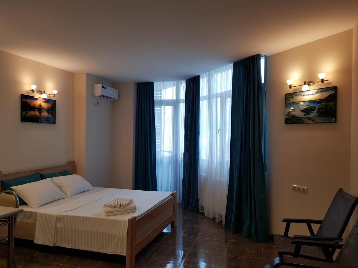 Breeze Batumi Apartment Exterior photo