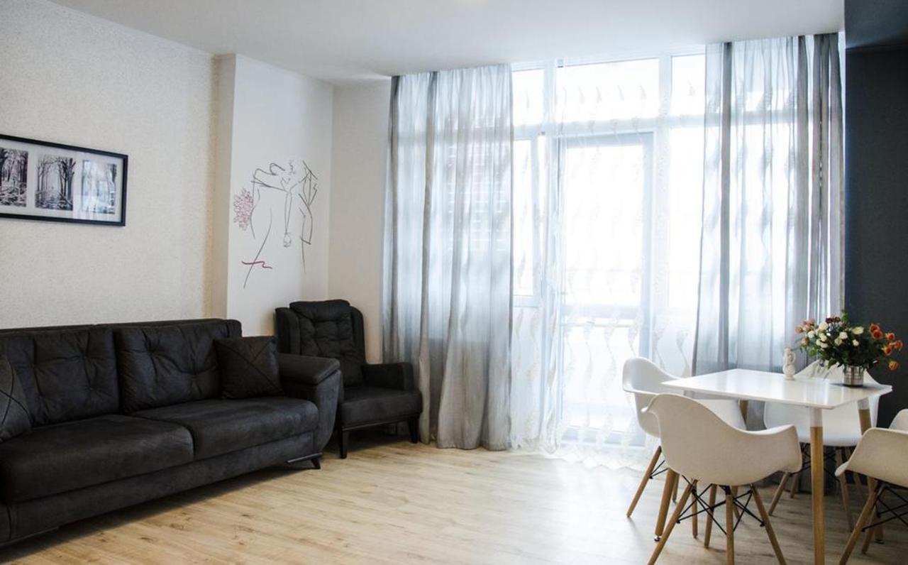 Breeze Batumi Apartment Exterior photo