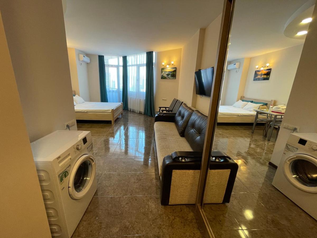 Breeze Batumi Apartment Exterior photo