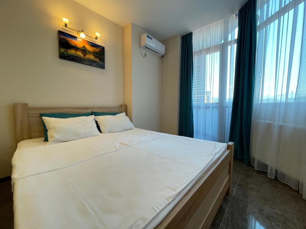 Breeze Batumi Apartment Exterior photo